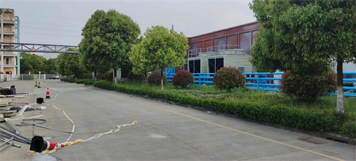 冷卻塔廠家：冷卻塔運(yùn)行中出水溫度過高怎么辦?(晉城冷卻塔維護(hù))